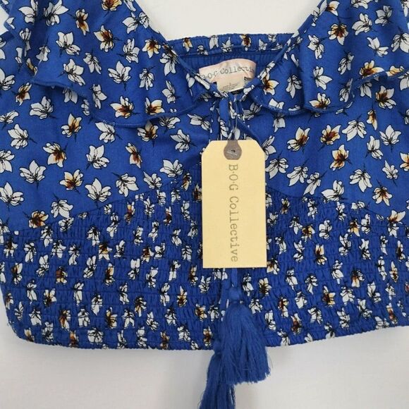 NWT BOG Collective Women's - L - Blue Floral Crop Adjustable Top - Picture 10 of 12